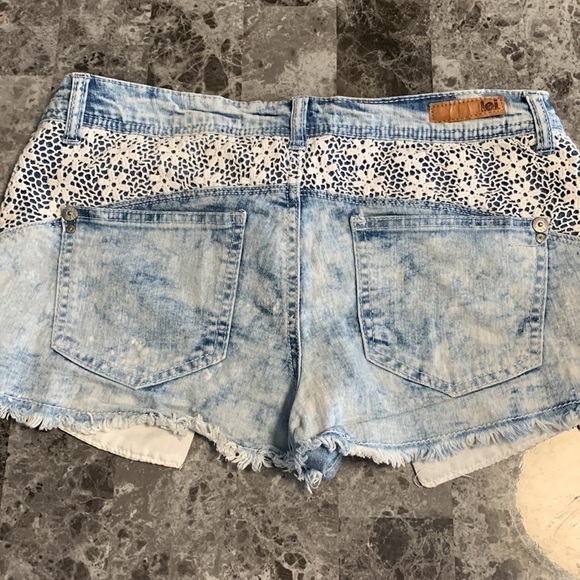Lei Acid Wash Denim Lace Trim Cut Off Jean Shorts Vintage - Picture 4 of 8